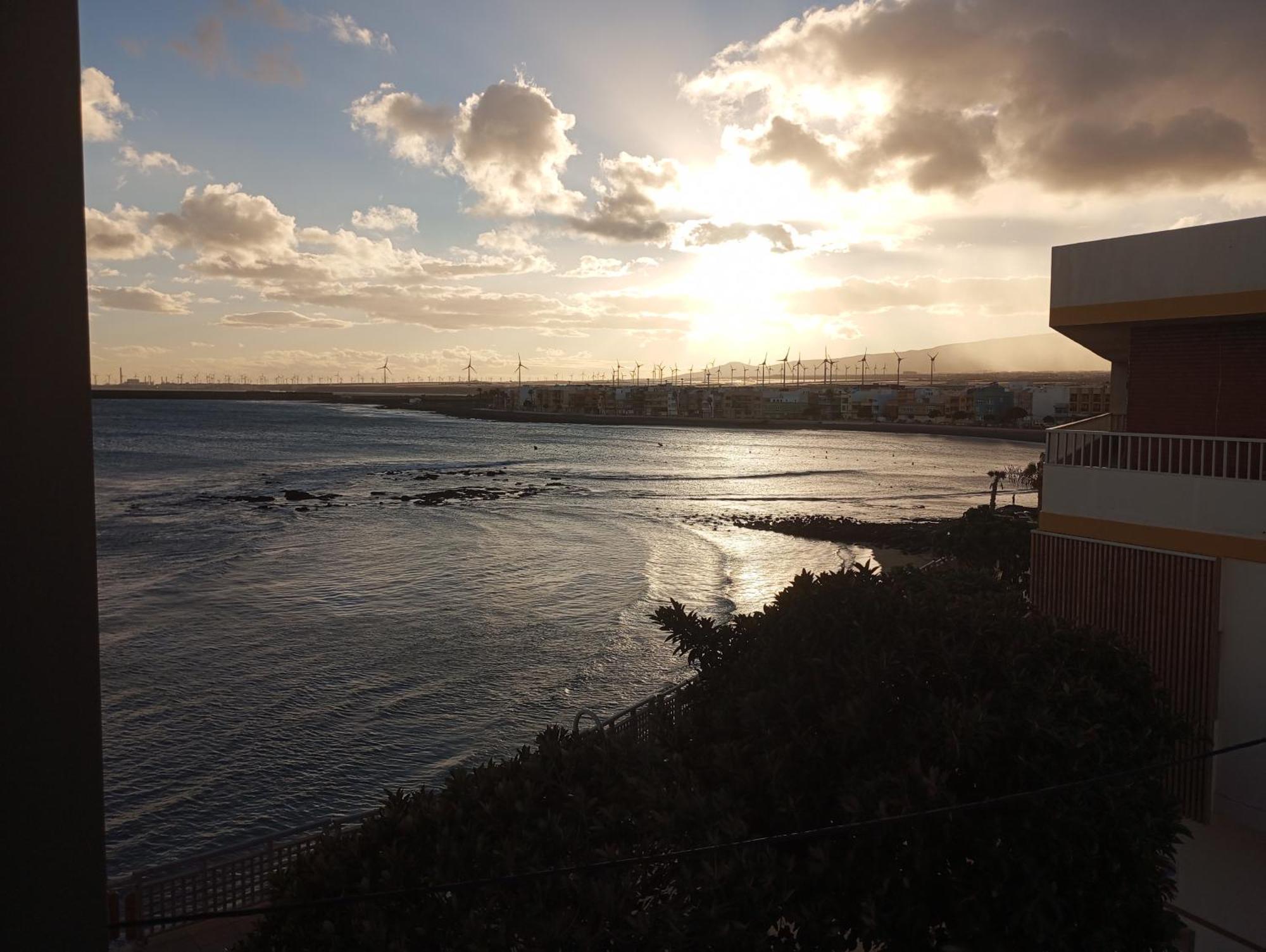 Sea View On Arinaga Beach Apartment Bagian luar foto